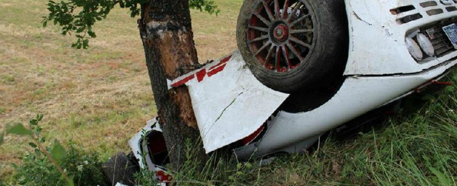 Accident grav cu un McLaren F1 de peste 10 milioane dolari Accident grav cu un McLaren F1 de peste 10 milioane dolari