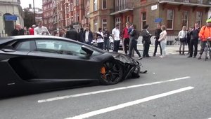 Accident in Londra cu un Lamborghini Aventador. Pagubele depasesc 10.000 euro