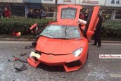 Accident Lamborghini Aventador