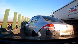 Accident pe autostrada A2: cine crezi ca este de vina?