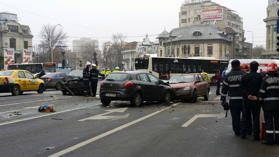 Accidentul de la Piata Romana: doua vieti costa 350 de lei