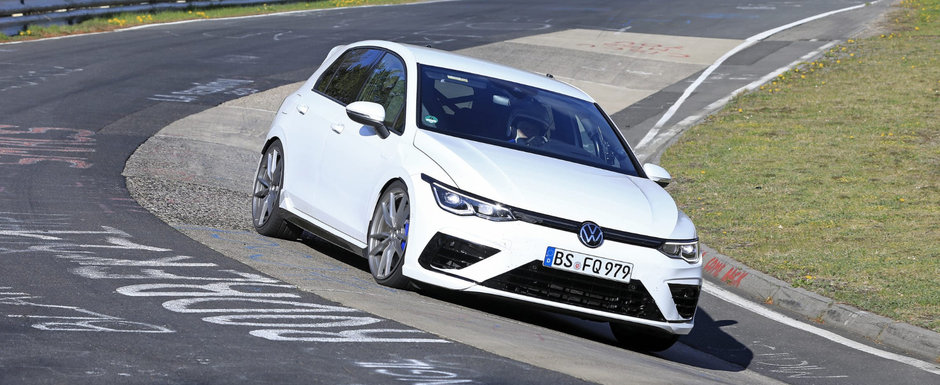 Acesta este noul VW Golf R! Mult anticipatul hot-hatch de 333 CP a iesit pe 'Ring complet necamuflat Acesta este noul VW Golf R! Mult anticipatul hot-hatch de 333 CP a iesit pe 'Ring complet necamuflat