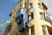 Acrobatii cu un Mercedes G-Class