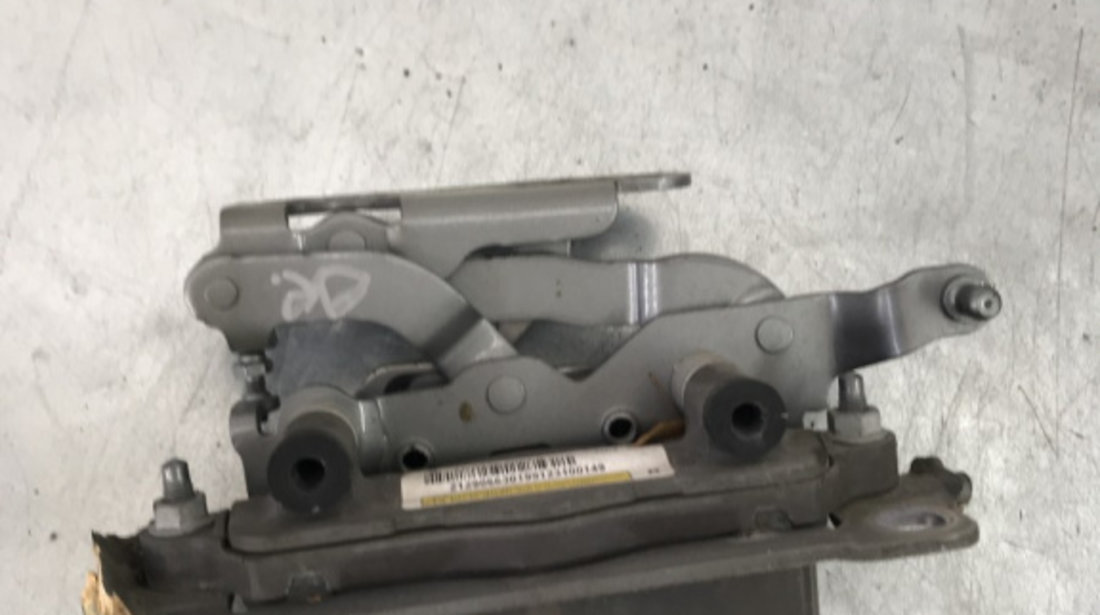 Actuator balama capota dreapta Mercedes-Benz E220 W212 CDI 7G-Tronic Plus, 170cp sedan 2012 (A2129066301)