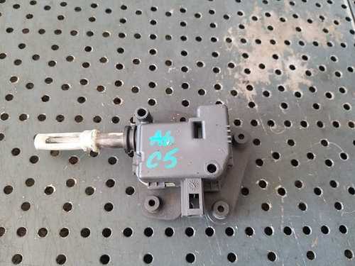 Actuator deschidere haion audi a6 c5 8e9827833