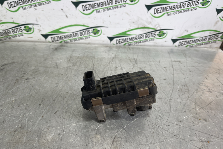 Actuator electric turbosuflanta turbo 6NW008412 / 6NW 008 412 Mercedes-Benz E-Class W211 [2002 - 2006] Sedan