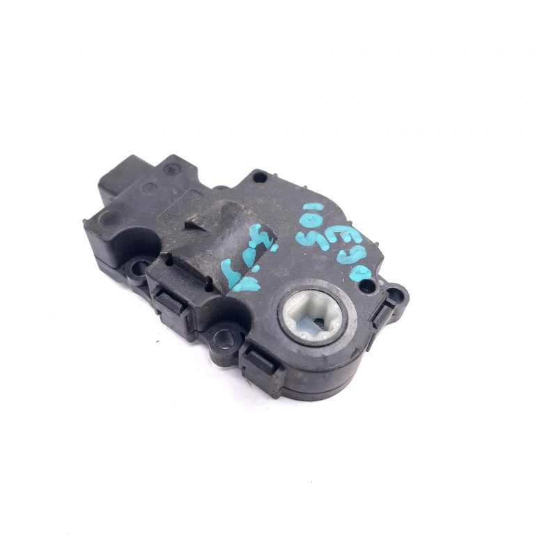 Actuator Electronic Aeroterma BMW 3 (E90, E91, E93, E92) 2005 - 2013 410474650, CZ1139300710, CZ113930-071 0, CZ113930071 0, CZ113930-0710, EF B322 6, EFB3226, 21 10 2005 6, 211020056