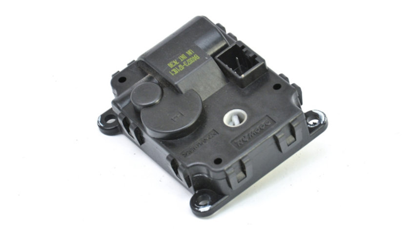 Actuator Electronic Aeroterma Kia CARENS 3 (UN) 2006 - Prezent B400730710C1, B40073-0710C1