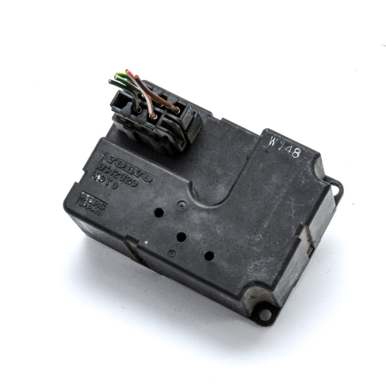 Actuator Electronic Aeroterma Volvo C70 1 1998 - 2005 9142620