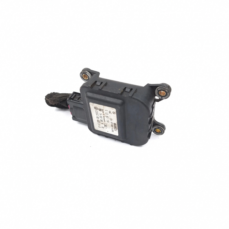 Actuator Electronic Aeroterma VW PASSAT B5, B5.5 1996 - 2005 8D1820511B, 0132801116, 740225693F02, 12V091097306