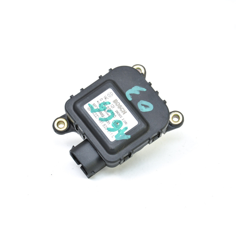 Actuator Electronic Audi A6 (4B, C5) 1997-2005 2.5 Tdi Quattro Ake Motorina Aeroterma 4B1820511L, 4B1 820 511 L, 4B1 820 511, 4B1820511, 0132801170, 0 132 801 170 Bosch