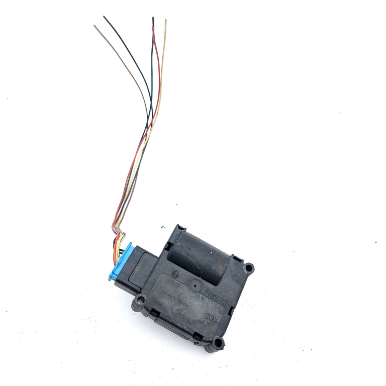 Actuator Electronic Audi A8 (4E) 2002-2009 3.0 Tdi Quattro Asb Motorina Aeroterma 0132801323, 0 132 801 323, 1168802241, 116880-2241, Mf1168802241, Mf-116880-2241 Bosch