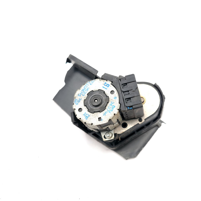 Actuator Electronic Bmw 5 (E39) 1995-2004 Aeroterma 8363796, 399533380, 39 95333 80 Siemens