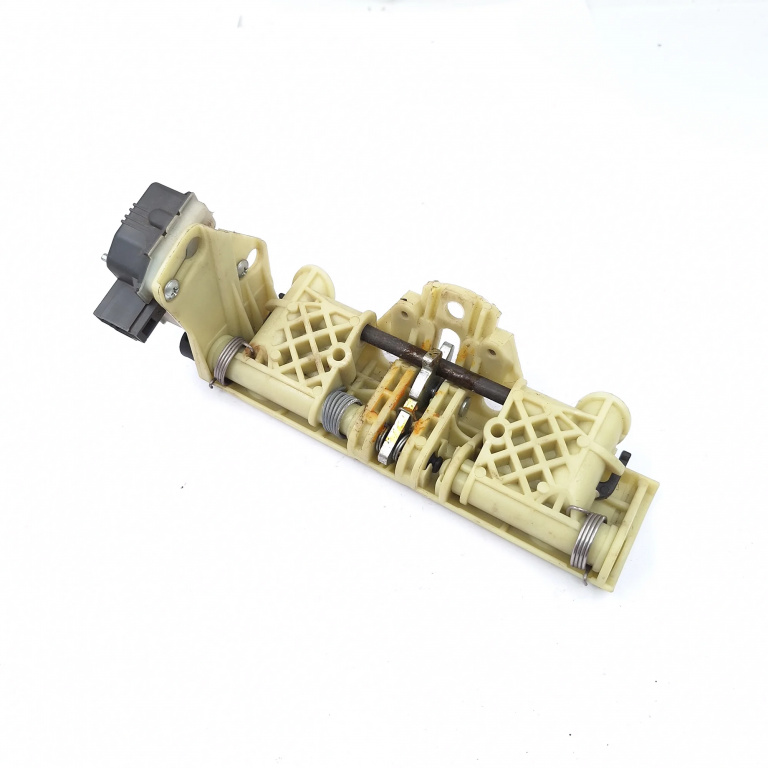 Actuator Electronic Mercedes-Benz E-Class (W211) 2002-2009 2119700125