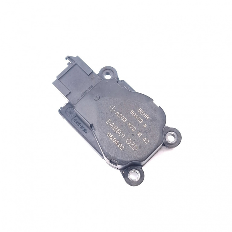 Actuator Electronic Mercedes-Benz E-Class (W211) 2002-2009 E 220 Cdi (211.006) Om 646.961 Motorina Aeroterma A2038201642, A203-820-16-42, 90533A, Eab501Ozd, M190Y10, 41047324 Behr
