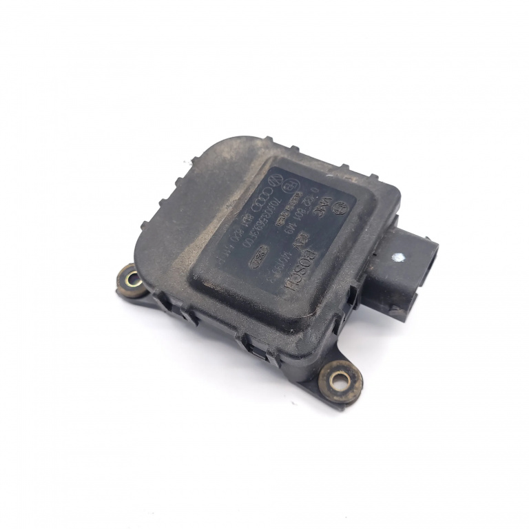 Actuator Electronic Vw Passat B5, B5.5 1996-2005 Aeroterma 0132801149, 8D1820511B, 700035693F00, 1401993 Bosch