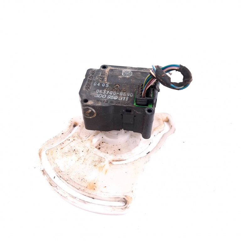 Actuator Electronic Vw Phaeton (3D) 2002-2016 Aeroterma 3D0959311, 0637008690, 3D0959-311, 063700-8690 Denso