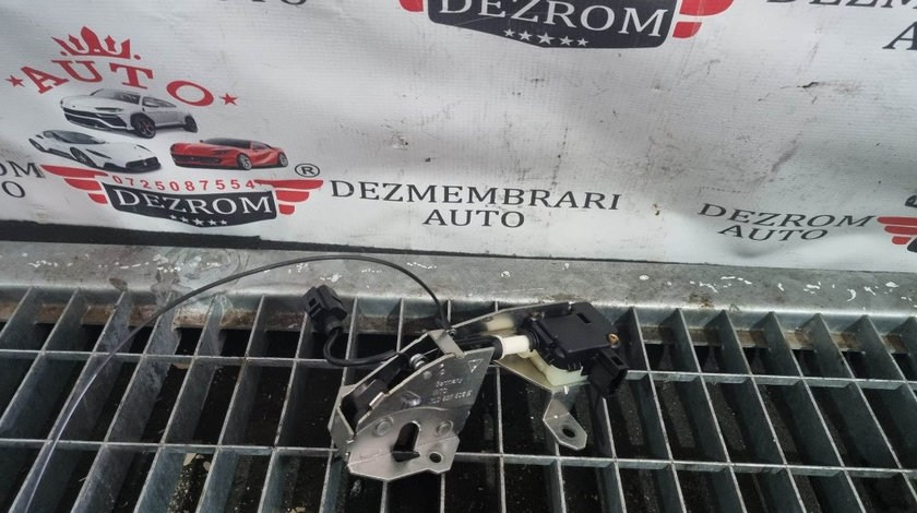 Actuator inchidere / deschidere luneta VW Touareg 7L cod piesa : 7L0827506E