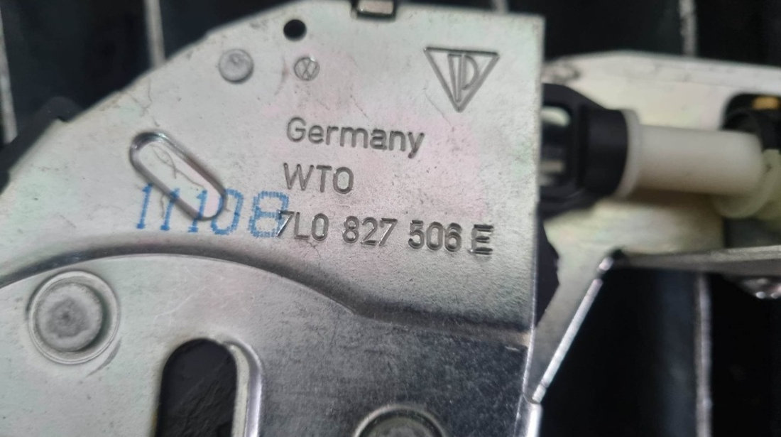 Actuator inchidere / deschidere luneta VW Touareg 7L cod piesa : 7L0827506E