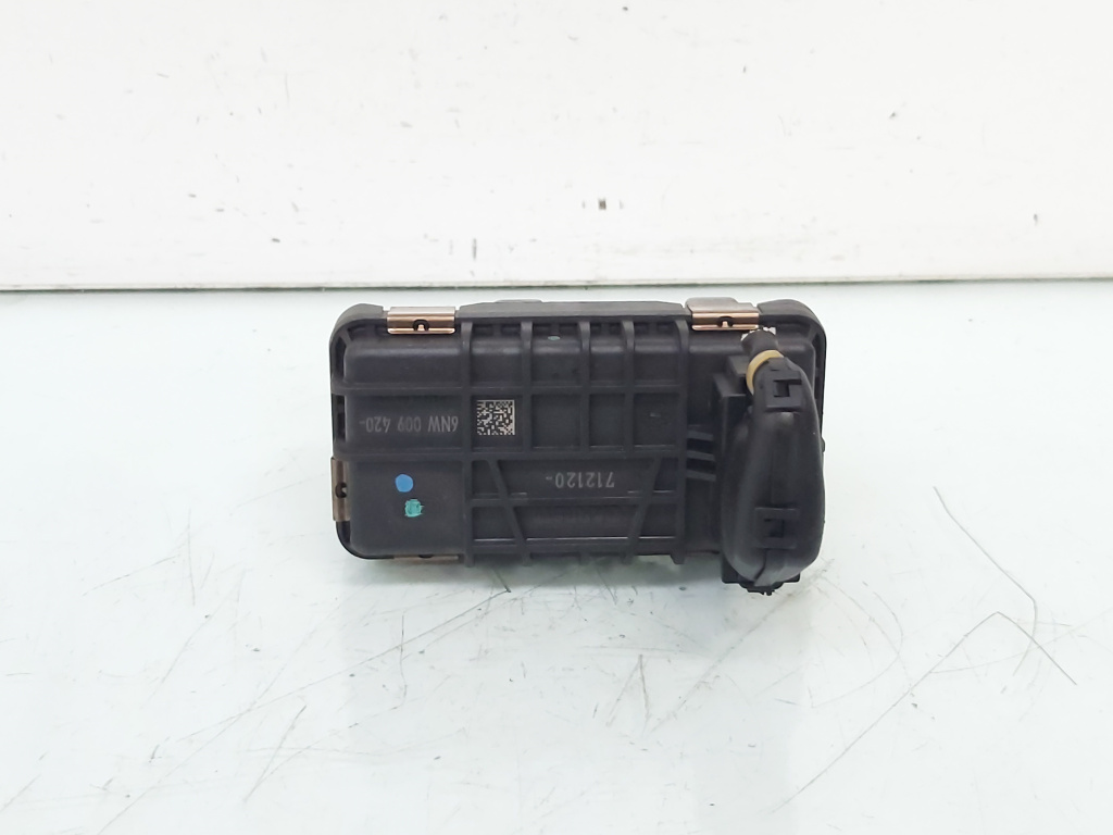 Actuator turbo, cod 6NW009420, Bmw 3 (E90) 2.0 diesel, 204D4 (id:658616)