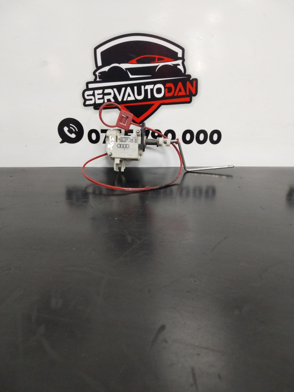 Actuator usa rezervor Audi A4 (2004-2008) [8EC, B7] 1.9 Motorina 2007, 8E0862153A