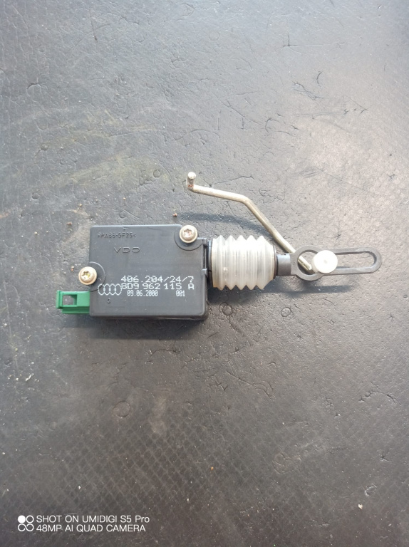 Actuator usa rezervor Audi A4 B5 1.9 Motorina 2001 - COD 809962115A