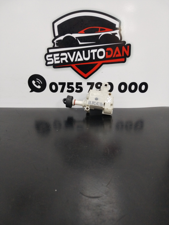 Actuator usa rezervor Audi A6 (2004-2011) [4F2, C6] 3.0 Motorina 2006, 3B0959782A