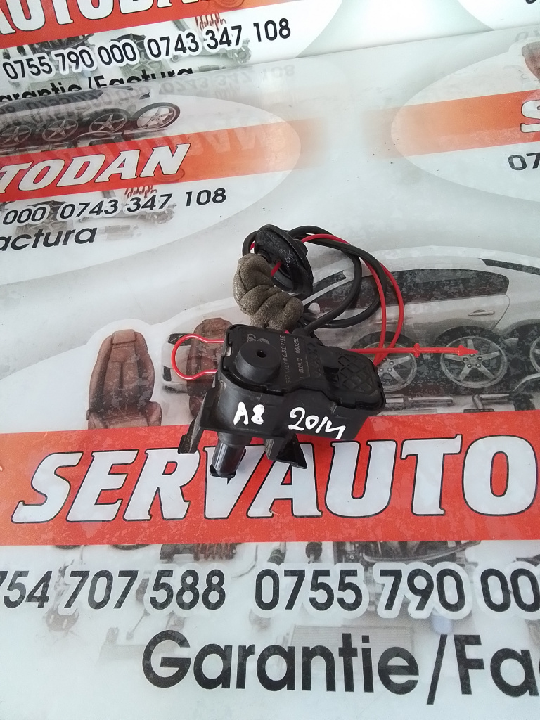 Actuator usa rezervor Audi A8 (2009-2017) [4H] D4 3.0 Motorina 2014, 4H0810773E
