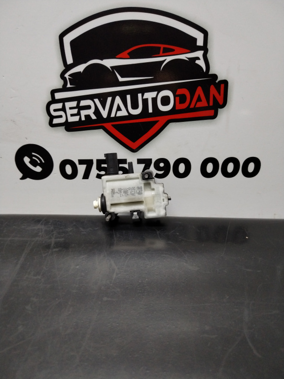 Actuator usa rezervor BMW Seria 5 (2010-2017) [F10] 2.0 Motorina 2011, 7200674-02