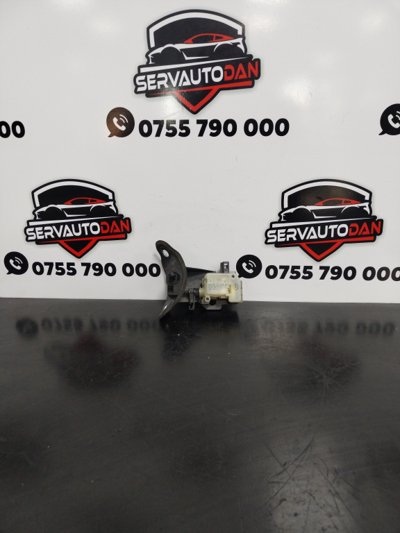 Actuator usa rezervor Mercedes-Benz CLS (2004-2010) [C219] w219 3.0 Motorina 2007, A2518200197