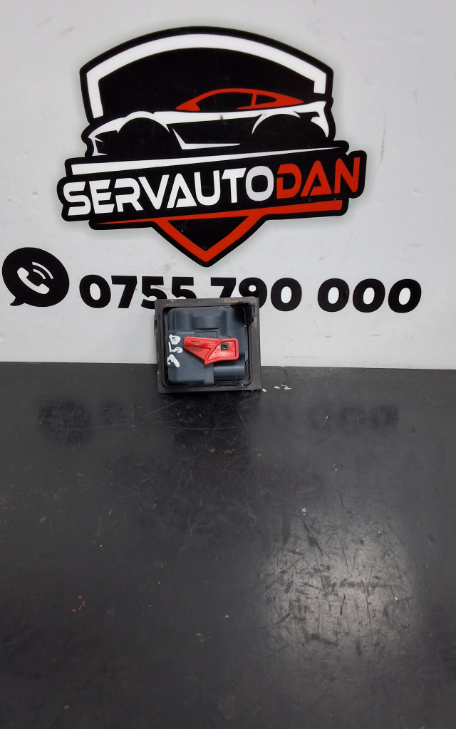 Actuator usa rezervor Mercedes-Benz GL (2013-2019) [x166] 3.0 Motorina 2013, A0038203297