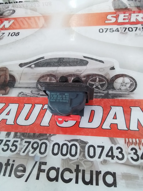 Actuator usa rezervor Mercedes-Benz GLE (2015->) [w292] 2.2 Motorina 2014, A0008202303