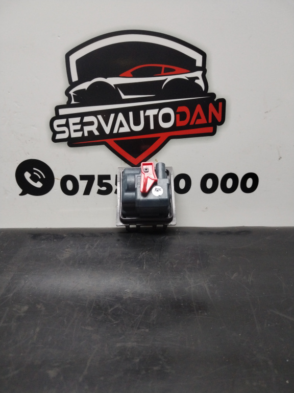 Actuator usa rezervor Mercedes-Benz GLE (2015->) [w292] 3.0 Motorina 2019, A0008207703