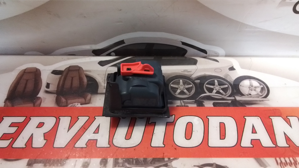Actuator usa rezervor Mercedes-Benz S-Class (2014->) [W222] 3.0 Motorina 2018, A0008202303