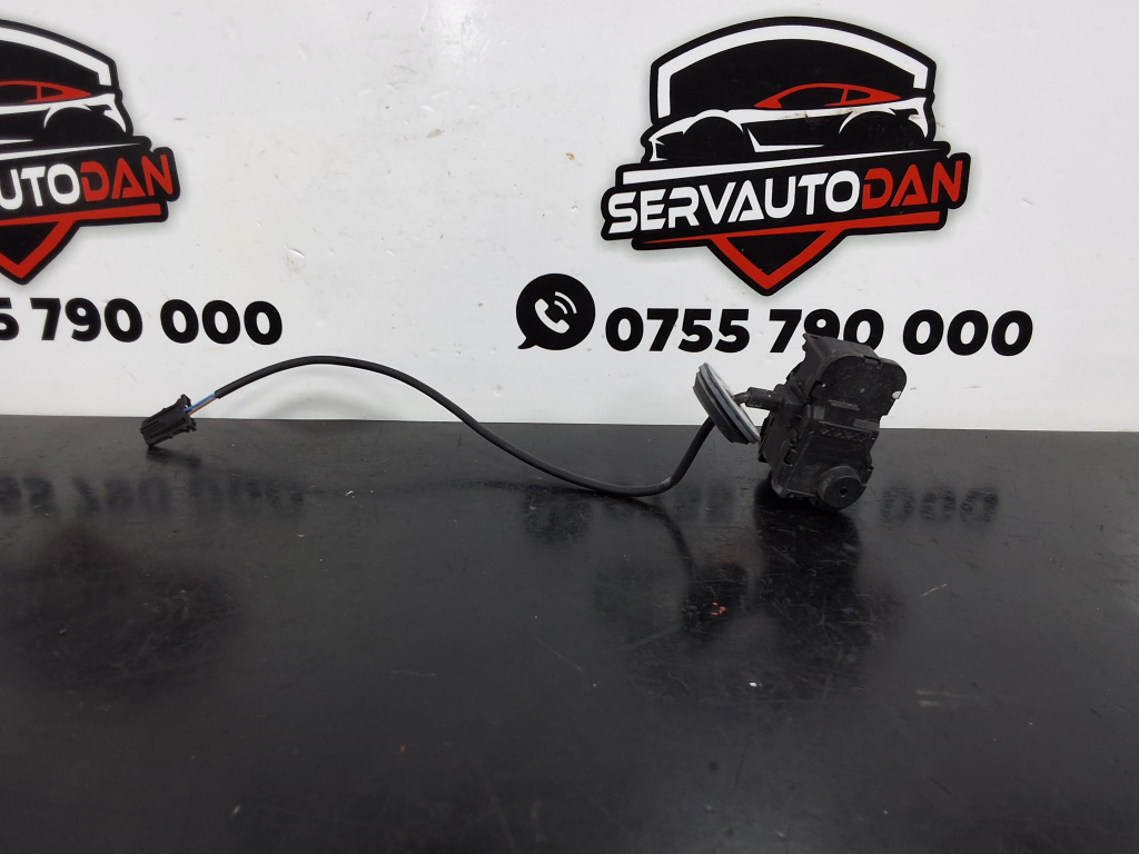 Actuator usa rezervor Skoda Rapid (2012-2017) 1.6 Motorina 2014, 5C6810773H