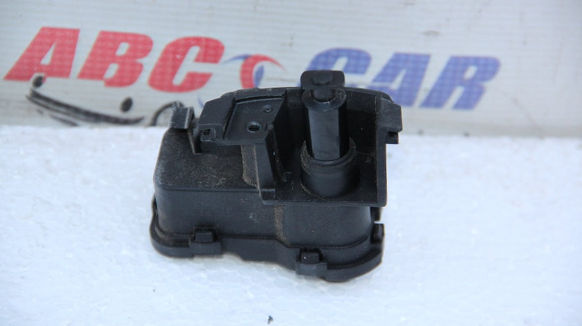 Actuator usa rezervor VW Amarok (2H) 2010-prezent Cod: 2H0810773L