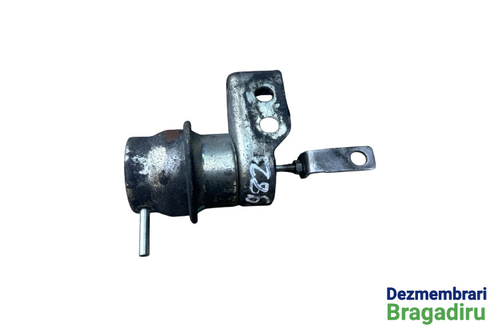 Actuator vacumatic Opel Astra J [2009 - 2012] Sports Tourer wagon 1.7 CDTI MT (110 hp) A17DTR