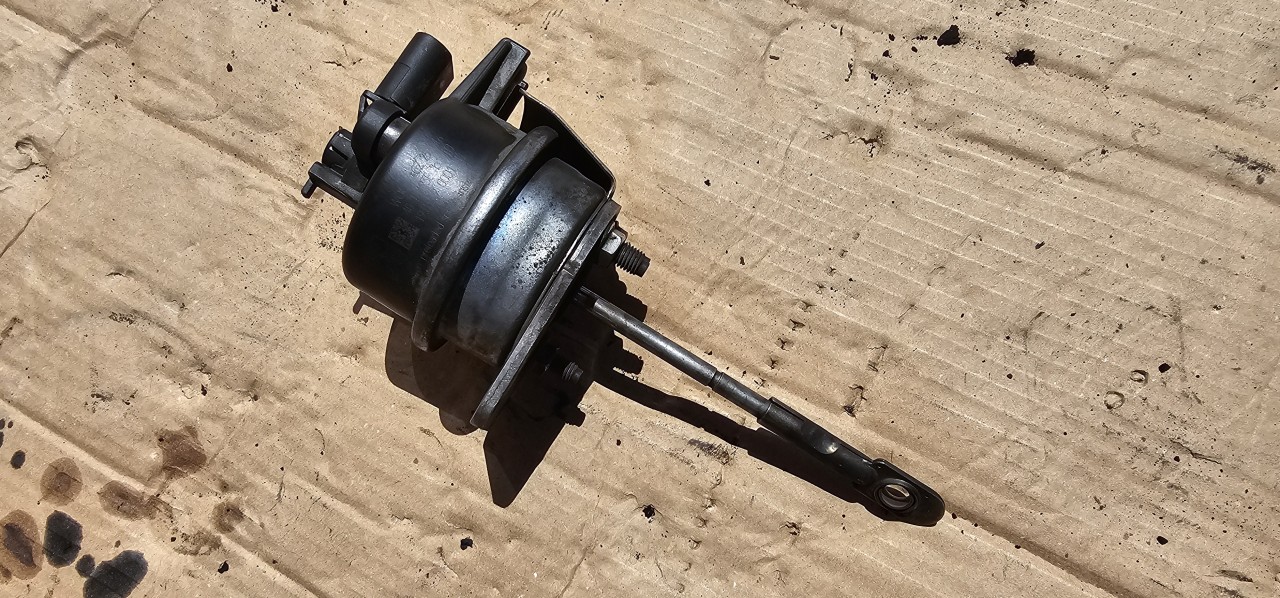 Actuator vacuum turbo Vw Transporter T6 2.0 TDI 2016 2017 2018 2019 2020