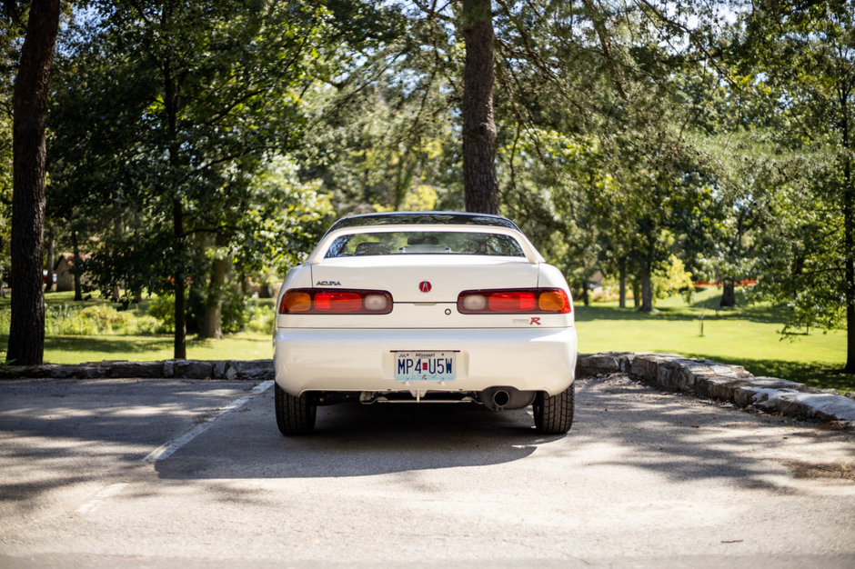 Acura Integra Type R vanduta cu 82.000 de dolari