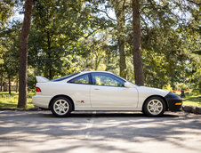 Acura Integra Type R vanduta cu 82.000 de dolari