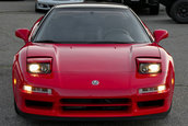 Acura NSX cu 5.888 de kilometri la bord