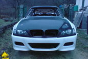 Adam Kerenyi si BMW E36 M5