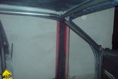 Adam Kerenyi si BMW E36 M5