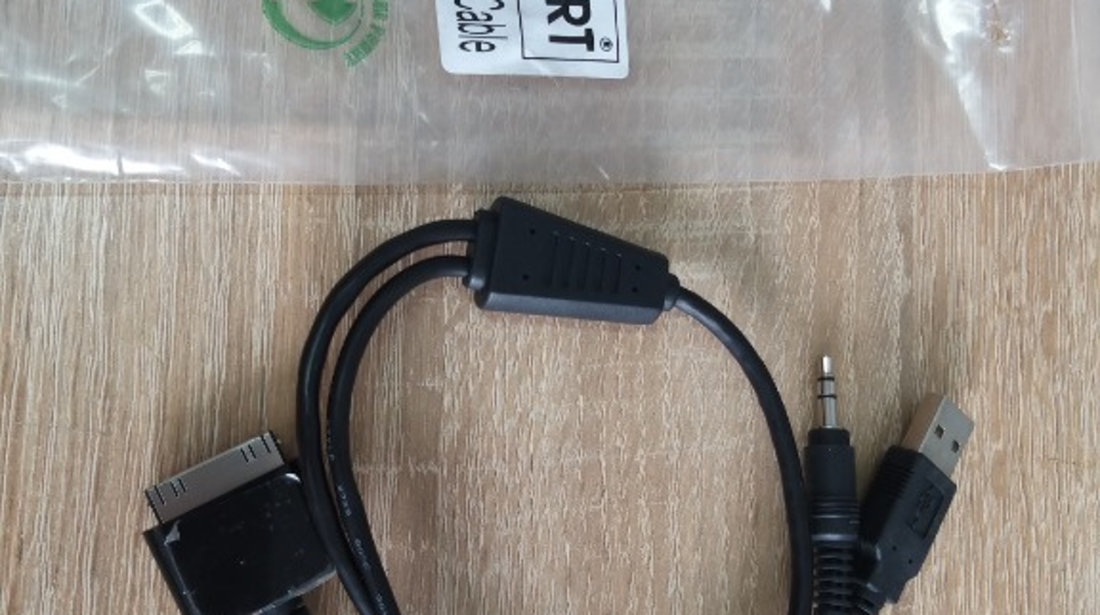 Adaptor auto cu USB e257034