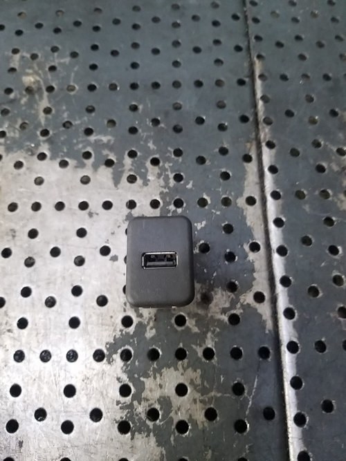 Adaptor usb opel corsa e x15 20928734