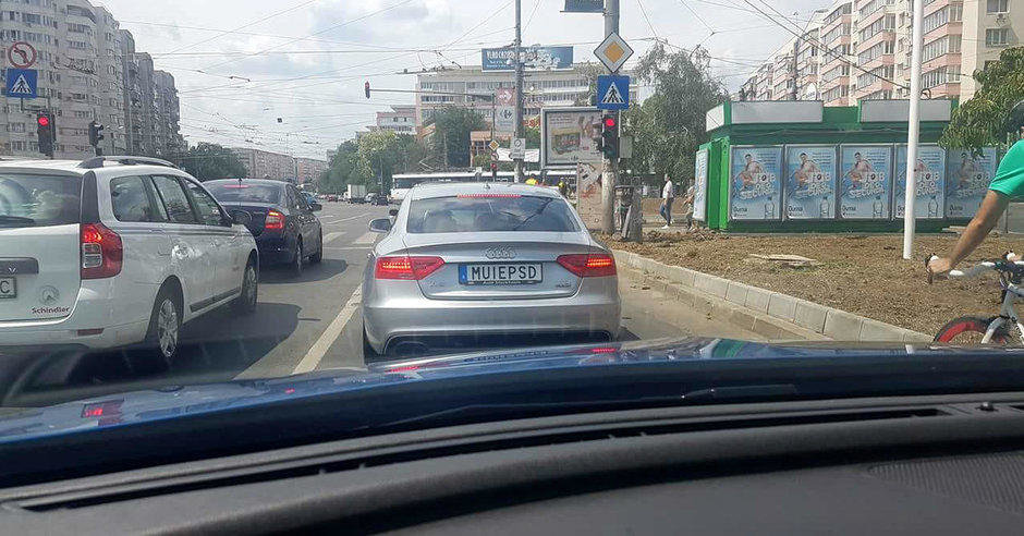 Adio M*IEPSD? Audi-ul cu numere personalizate cu dedicatie are interzis la circulatie in Romania?