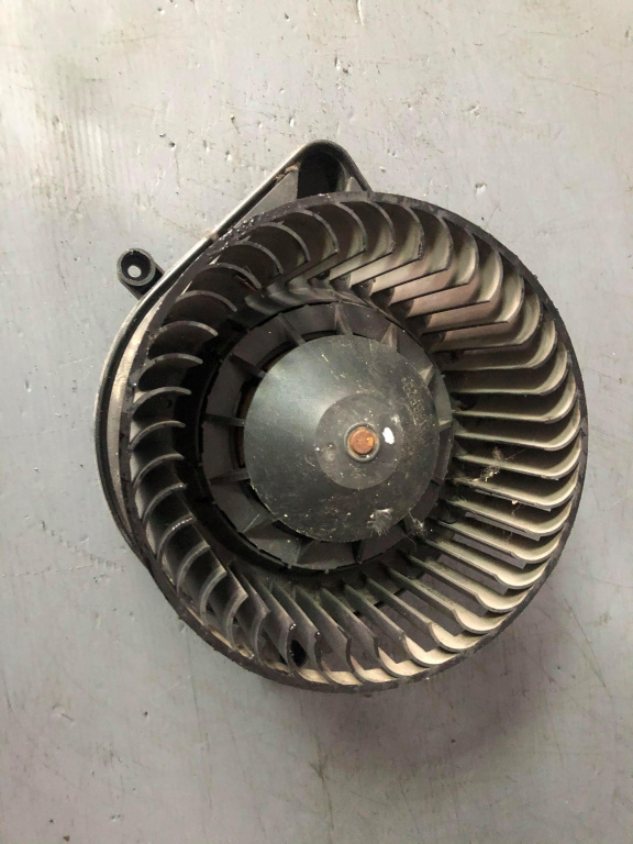 Aeroterma audi a4 b6 8e1820021a