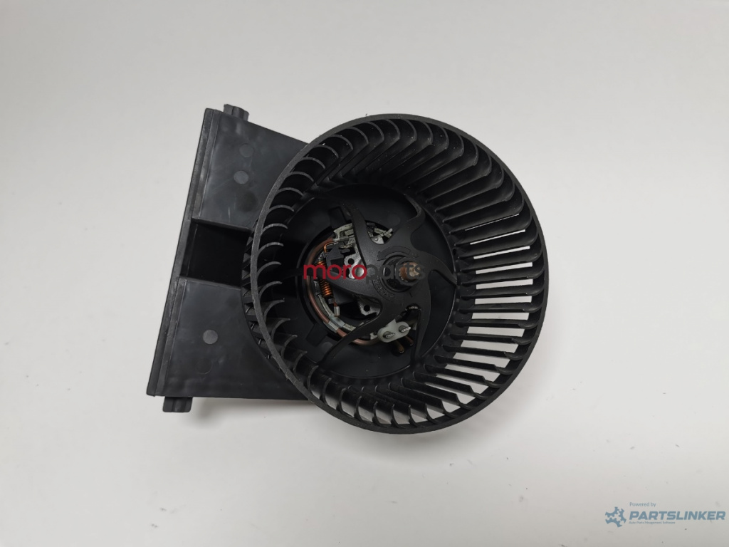 Aeroterma bord Golf 4 (1J1) Hatchback 2001 OEM 1J1819021B