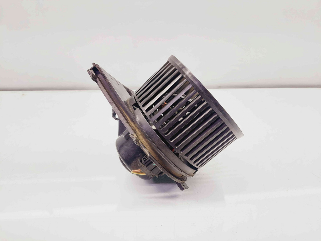 Aeroterma bord Volkswagen Bora (1J2) [Fabr 1998-2005] OEM