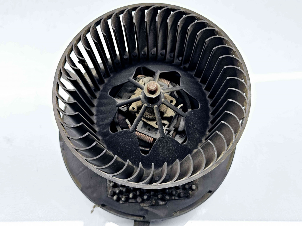 Aeroterma bord Volkswagen Passat B6 Variant (3C5) [Fabr 2005-2010] 3C1820015N